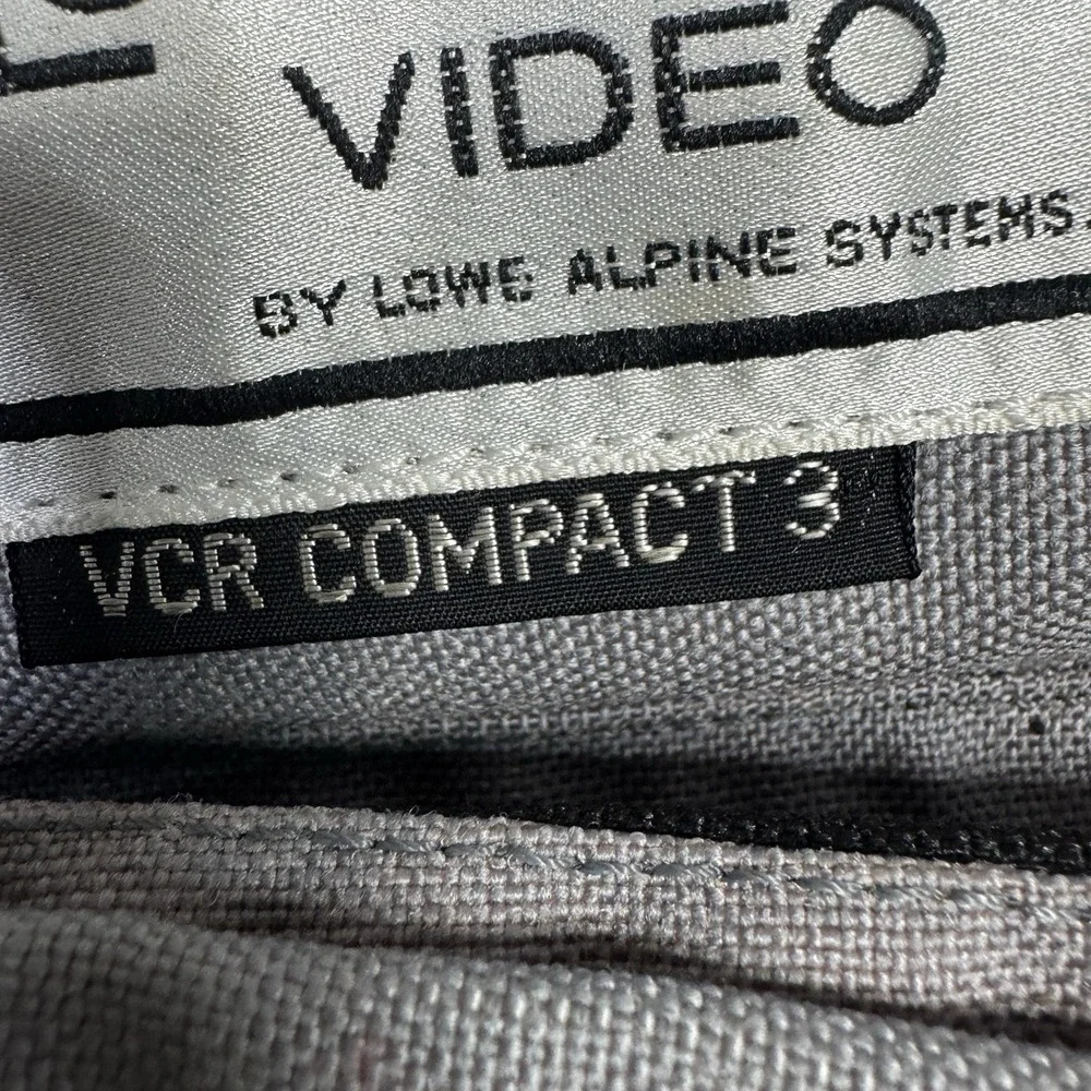 Vintage Lowe-Pro Bag VCR Compact 3 Carrier Gray W/ Strap Retro